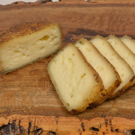 Petit fromage de brebis affiné au poivre - Sapata de Queijaria